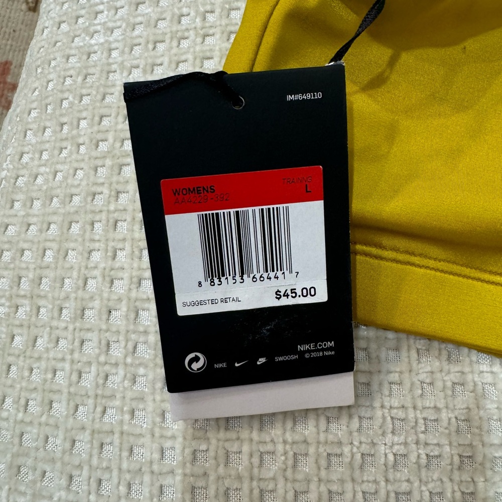 NWT Nike light support sports bra - Picture 4 of 5